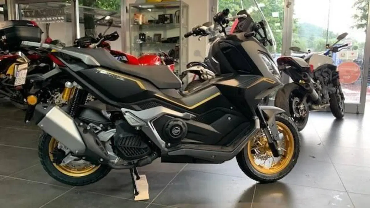 Keeway Motor XDV 125 EVO PRO (2025 - 26) (2)