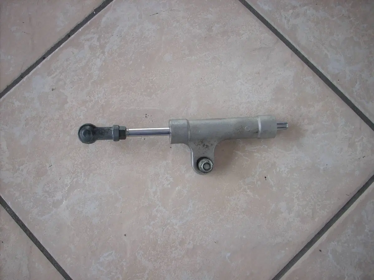 Ammortizzatore di Sterzo Originale Suzuki GSX-R 10 (2)
