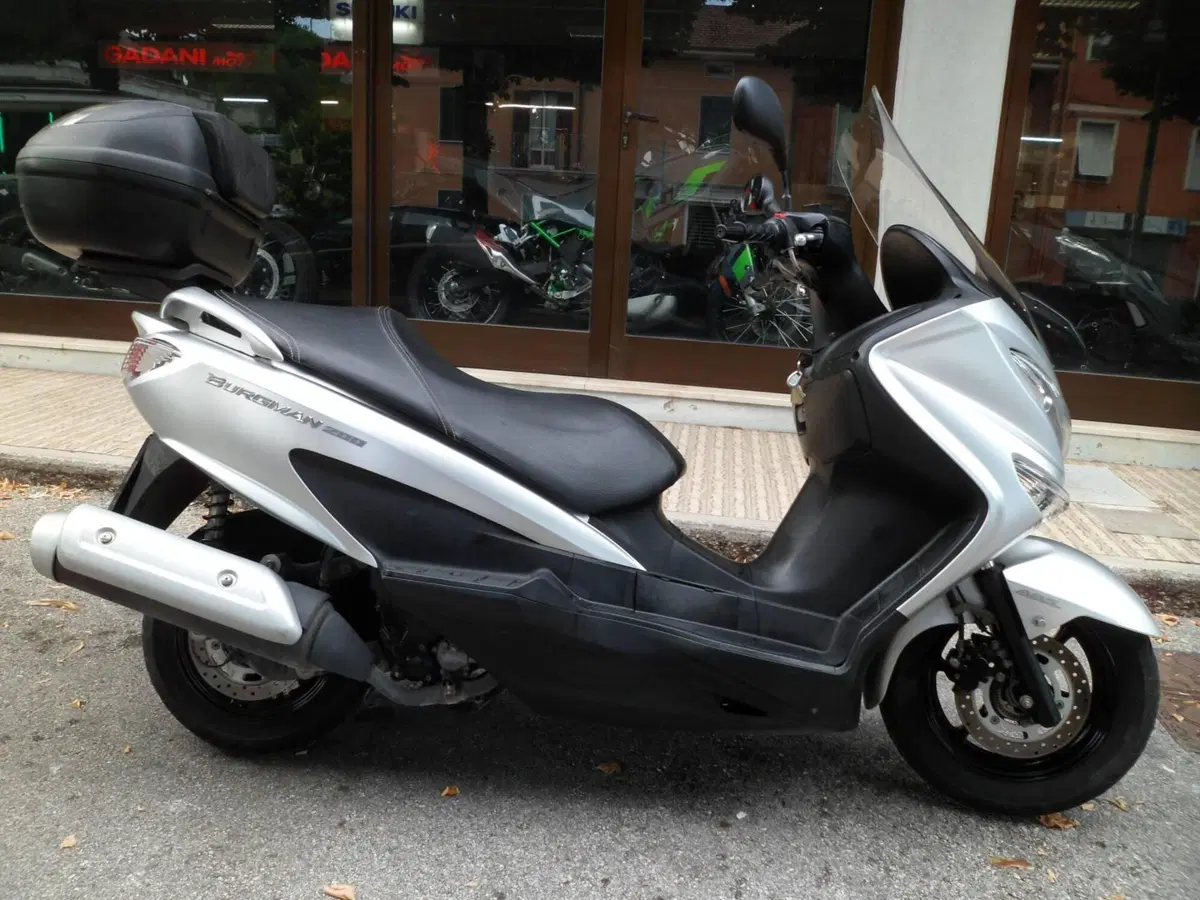 Suzuki Burgman UH 200 ABS (2014 - 16)