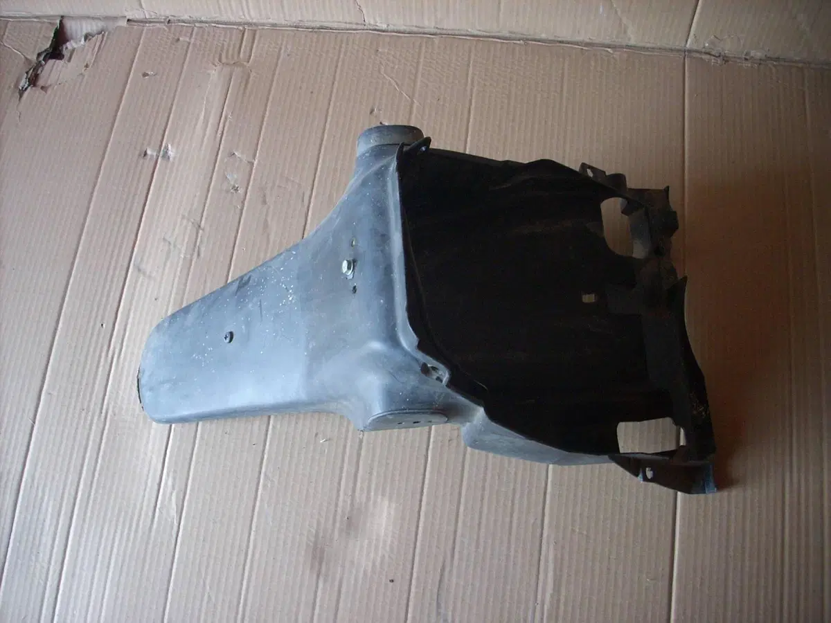 Ricambi Usati Originali e Componenti Suzuki Katana (11)