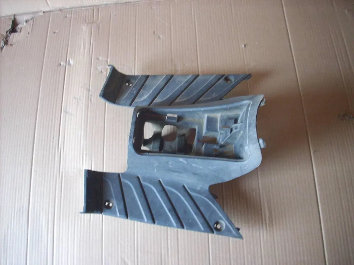 Ricambi Usati Originali e Componenti Suzuki Katana (12)