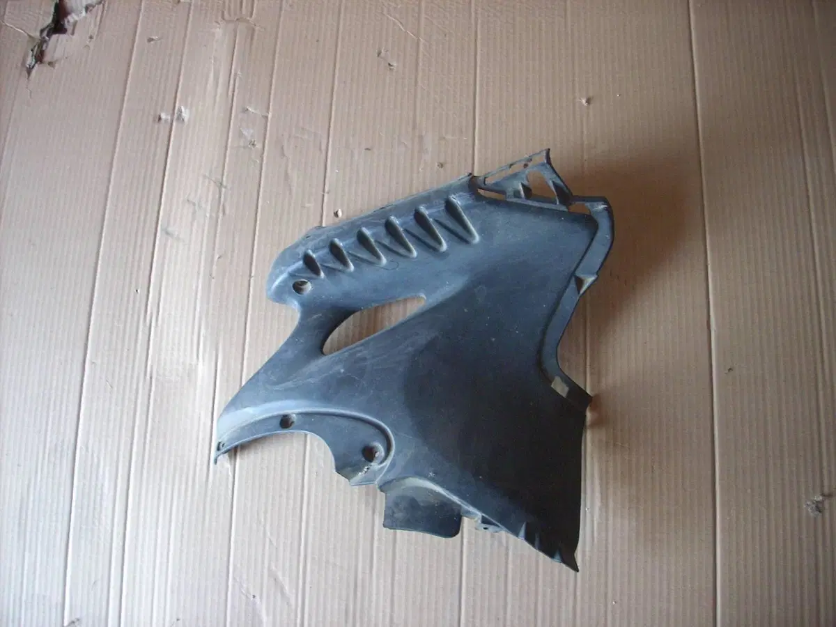 Ricambi Usati Originali e Componenti Suzuki Katana (18)