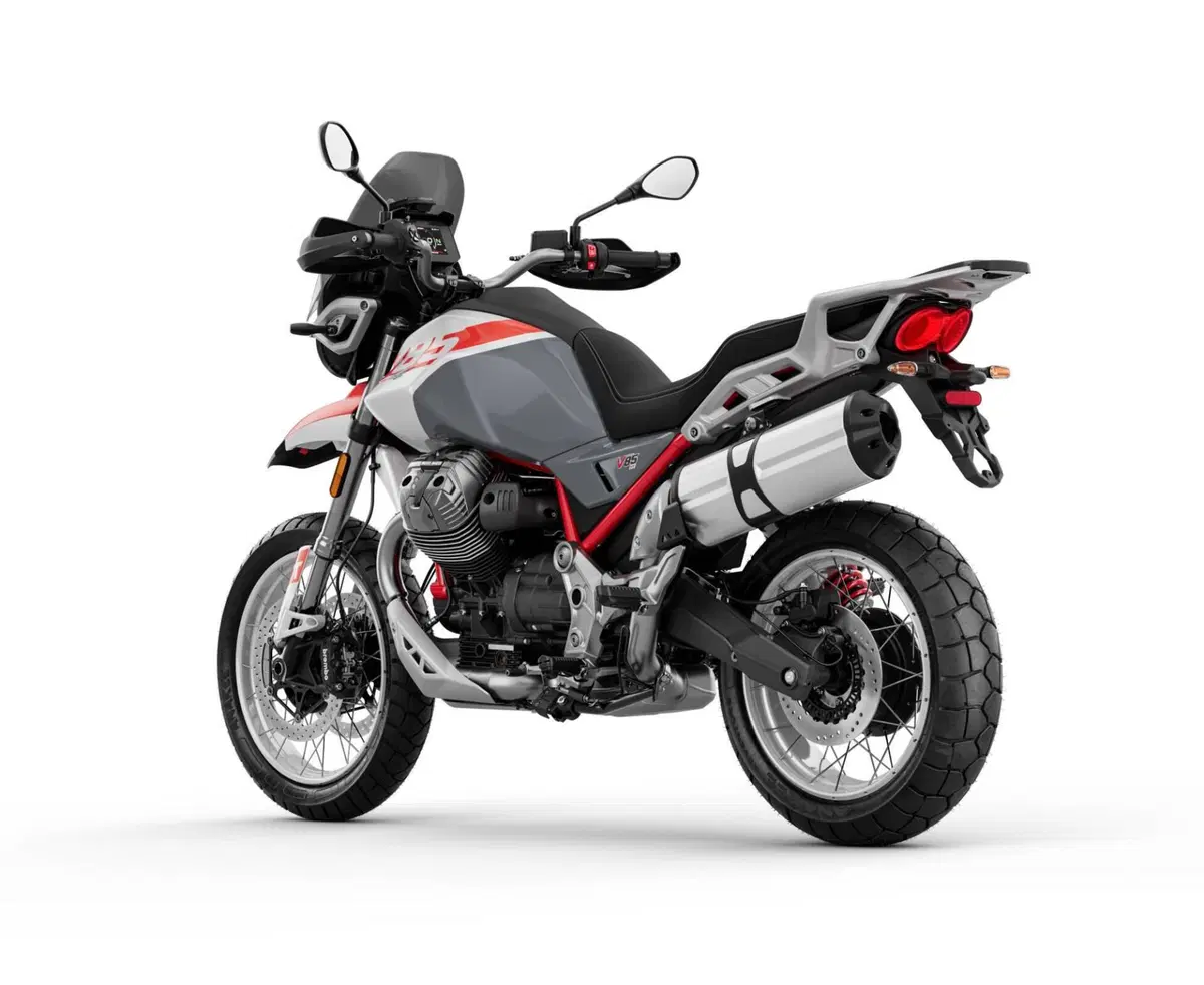 Moto Guzzi V85 TT (2024 - 26) (2)