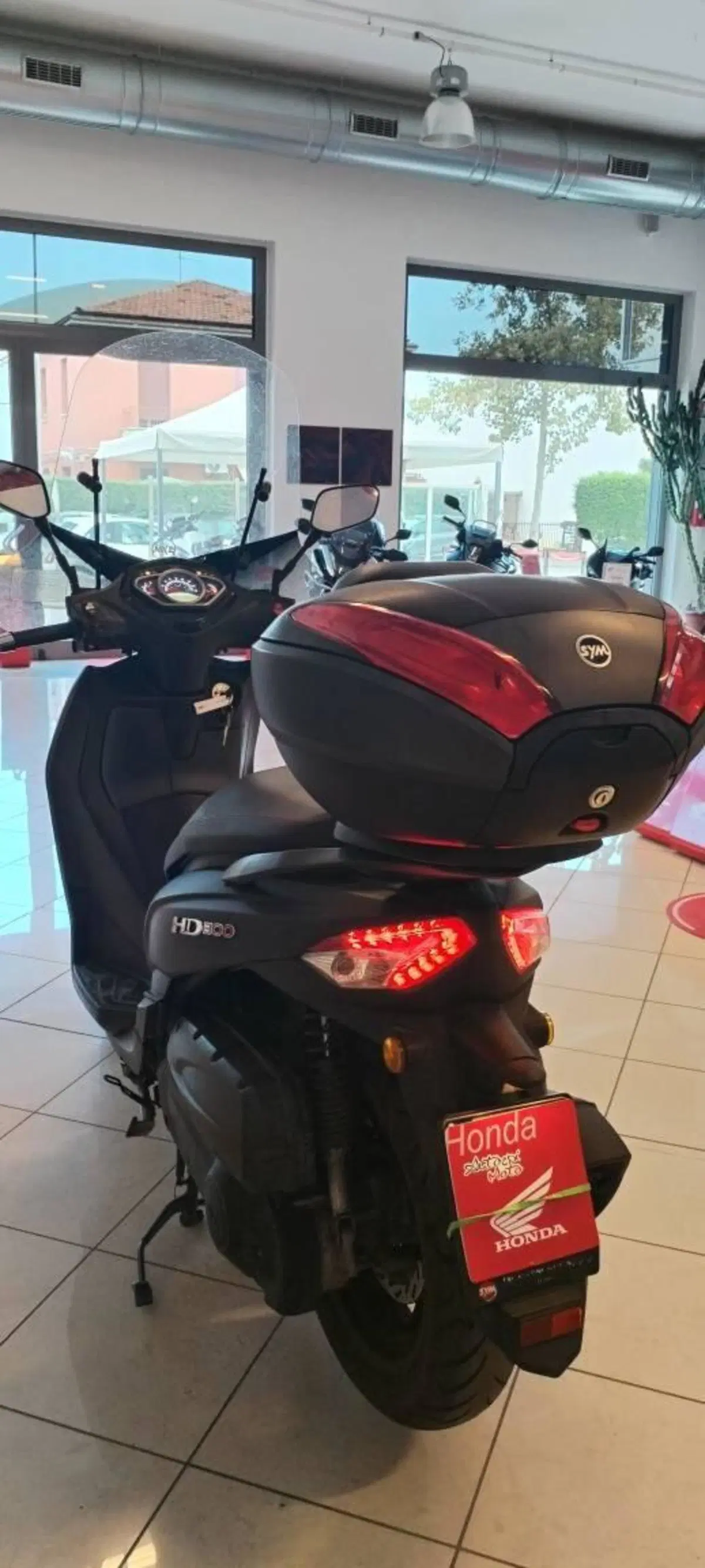 Sym HD 300 (2021 - 25) (7)
