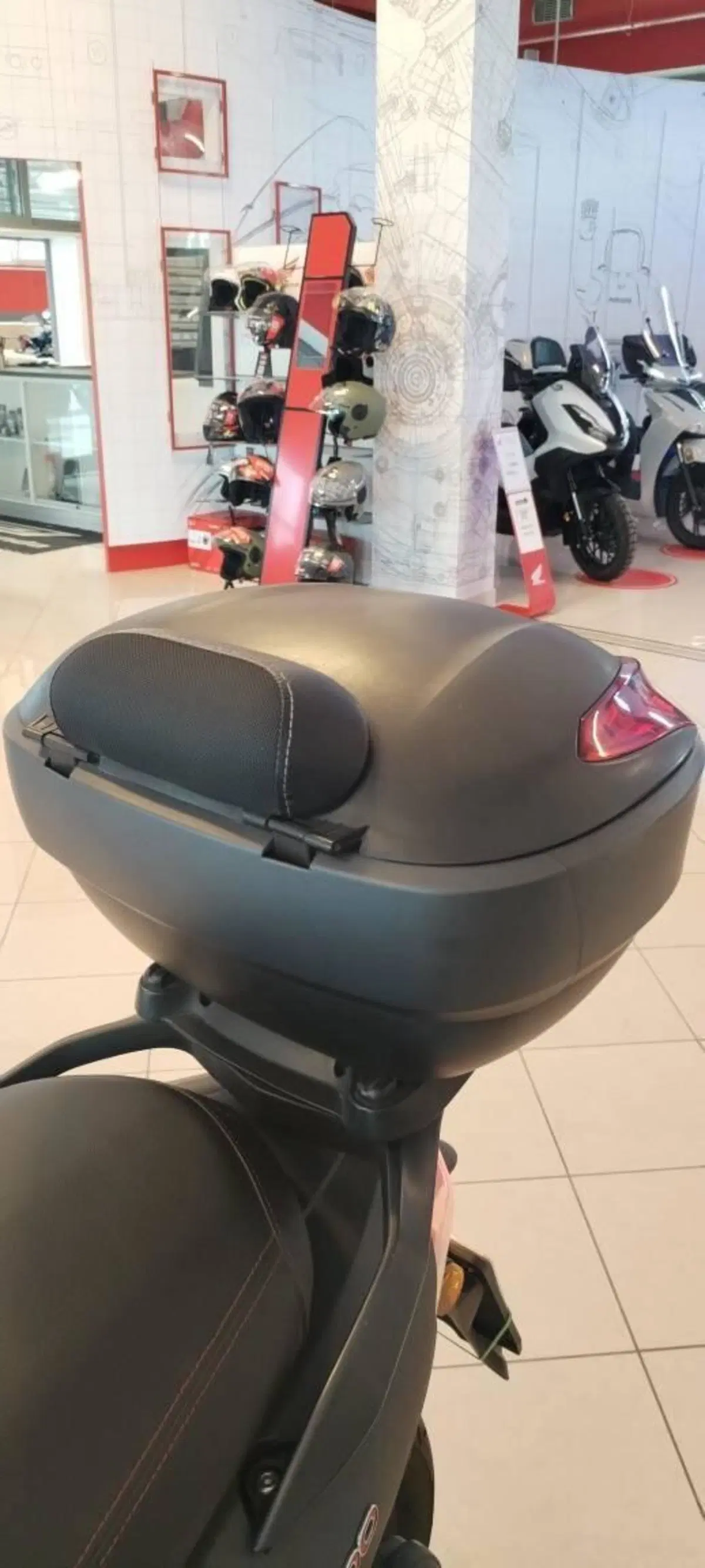 Sym HD 300 (2021 - 25) (8)
