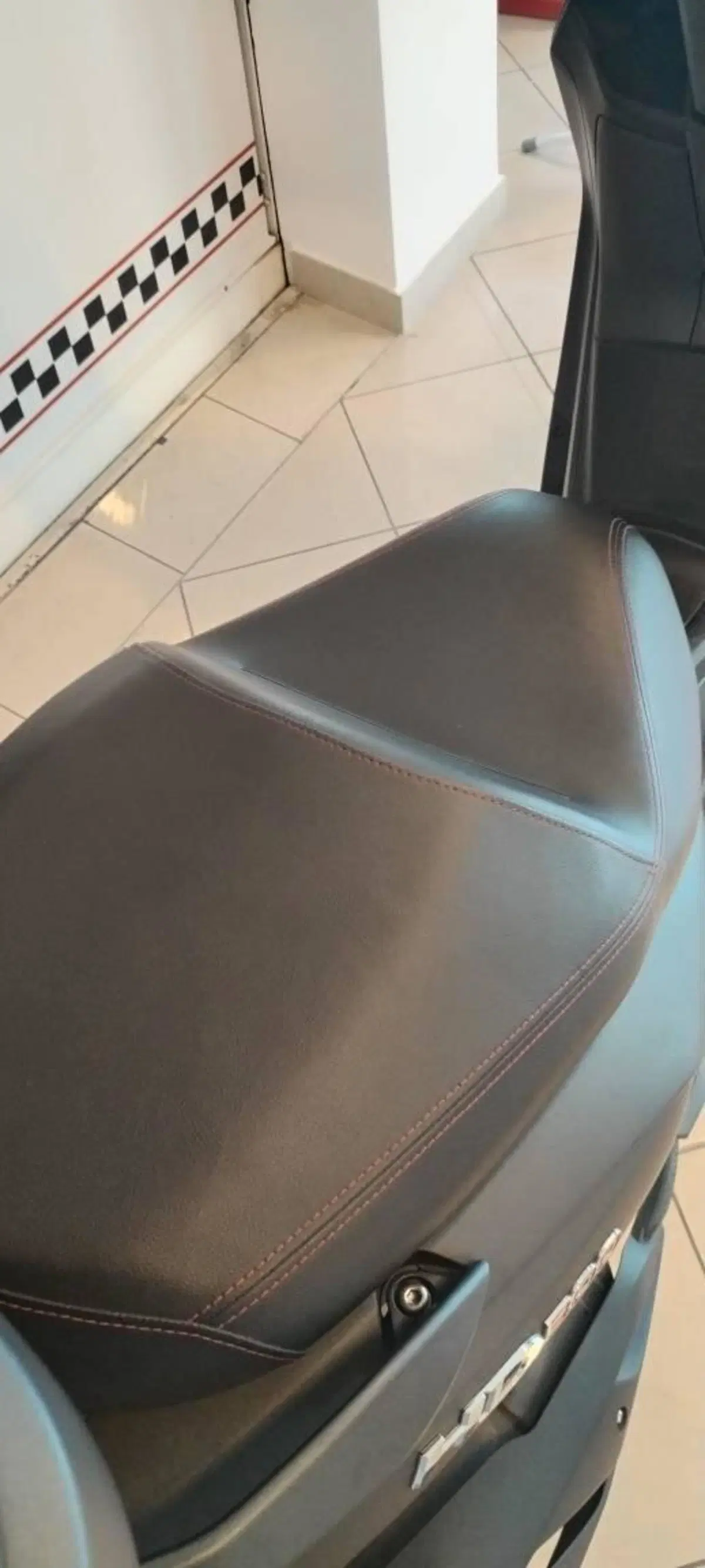 Sym HD 300 (2021 - 25) (10)