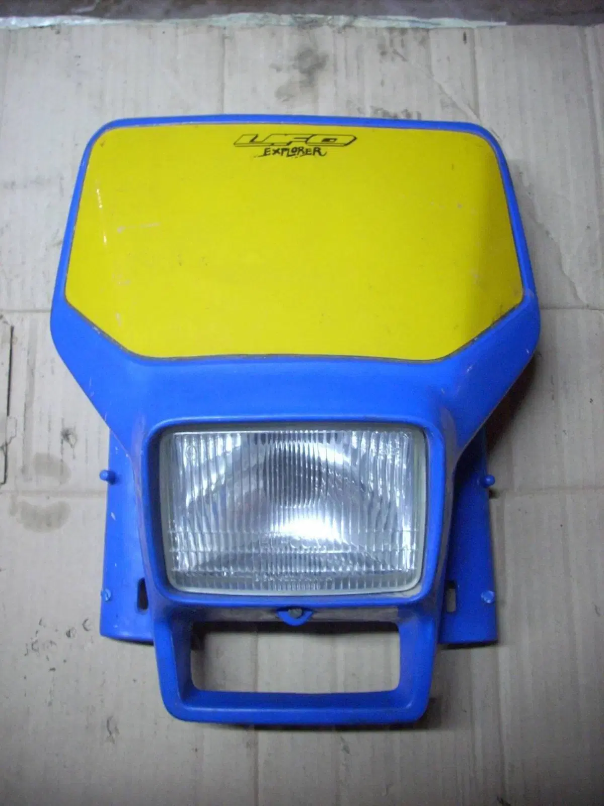 Mascherina Portafaro Faro Anteriore UFO Plast Expl