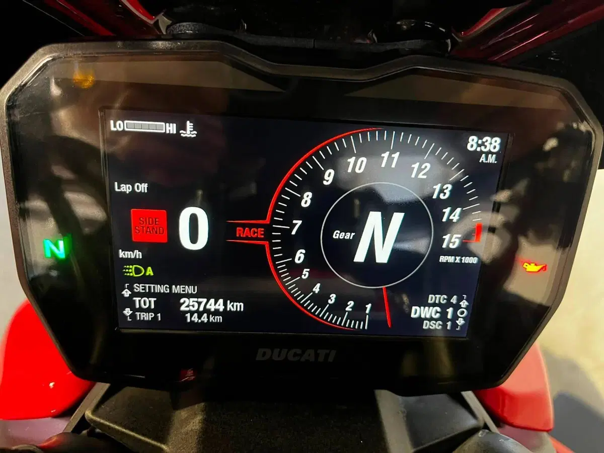 Ducati Streetfighter V4 1100 S (2021 - 22) (3)