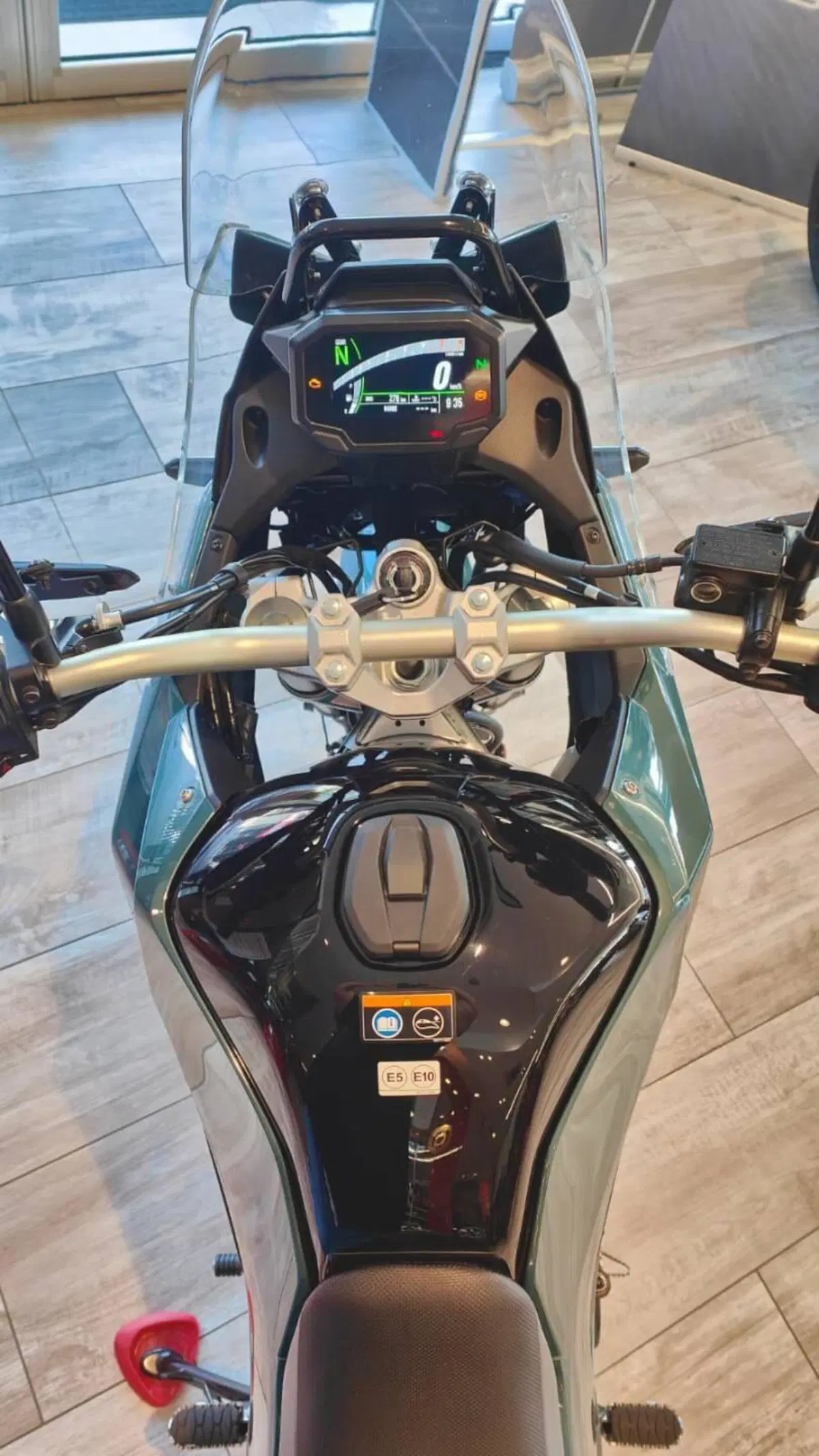 Kawasaki KLE 500 SE (2026) (4)