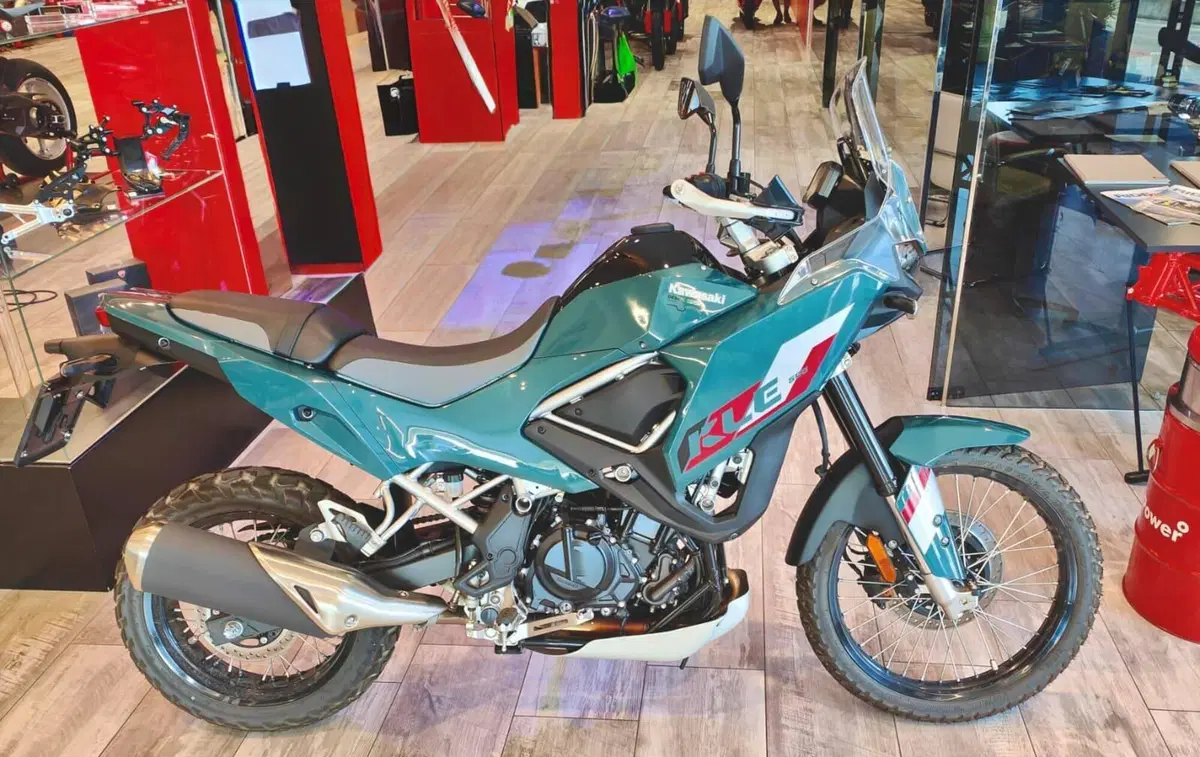 Kawasaki KLE 500 SE (2026) (5)