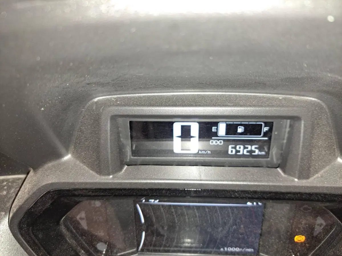 Yamaha X-Max 300 Tech Max (2021 - 24) (3)