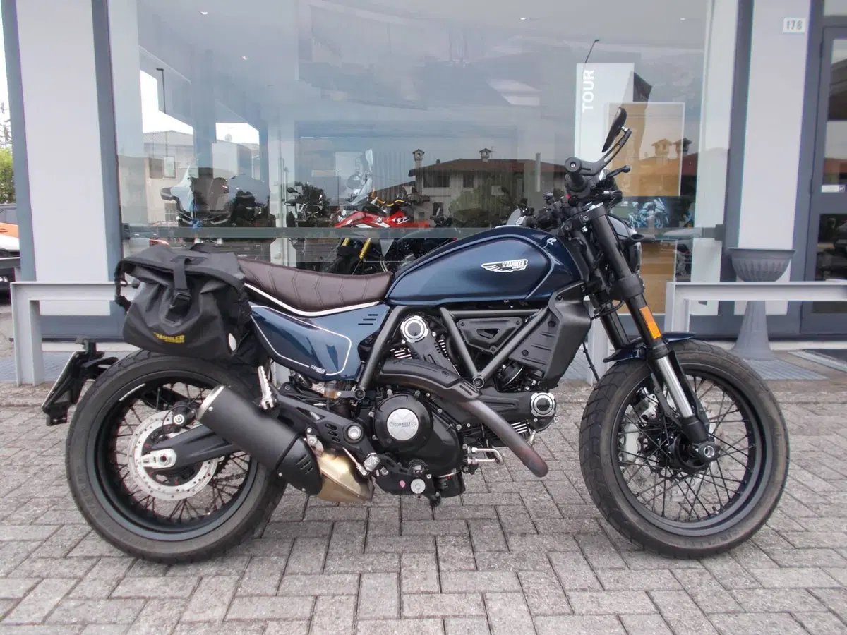 Ducati Scrambler 800 Nightshift (2023 - 24)