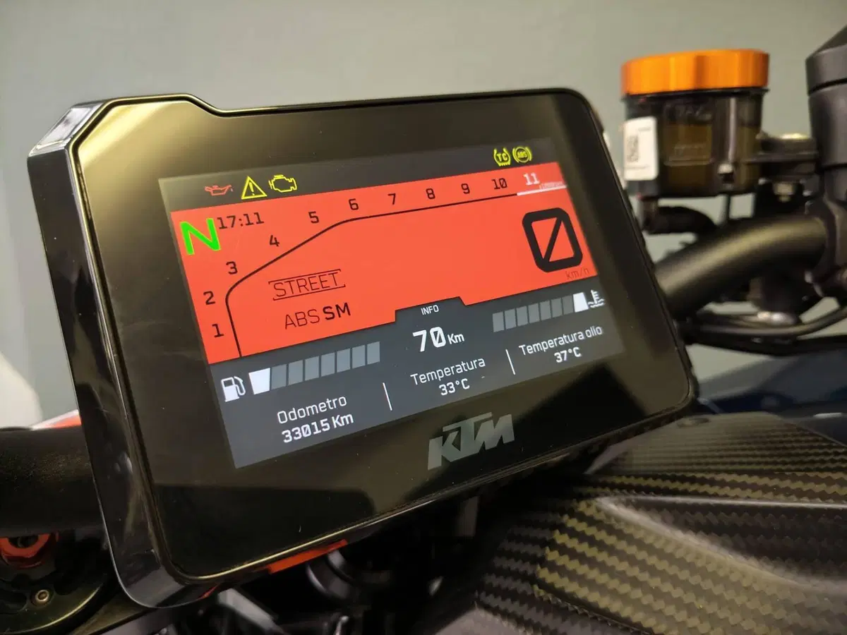 KTM 1290 Super Duke RR (2021) (14)