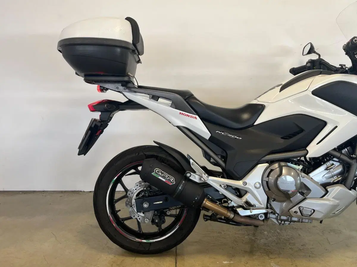 Honda NC700X DCT ABS (2011 - 13) (6)