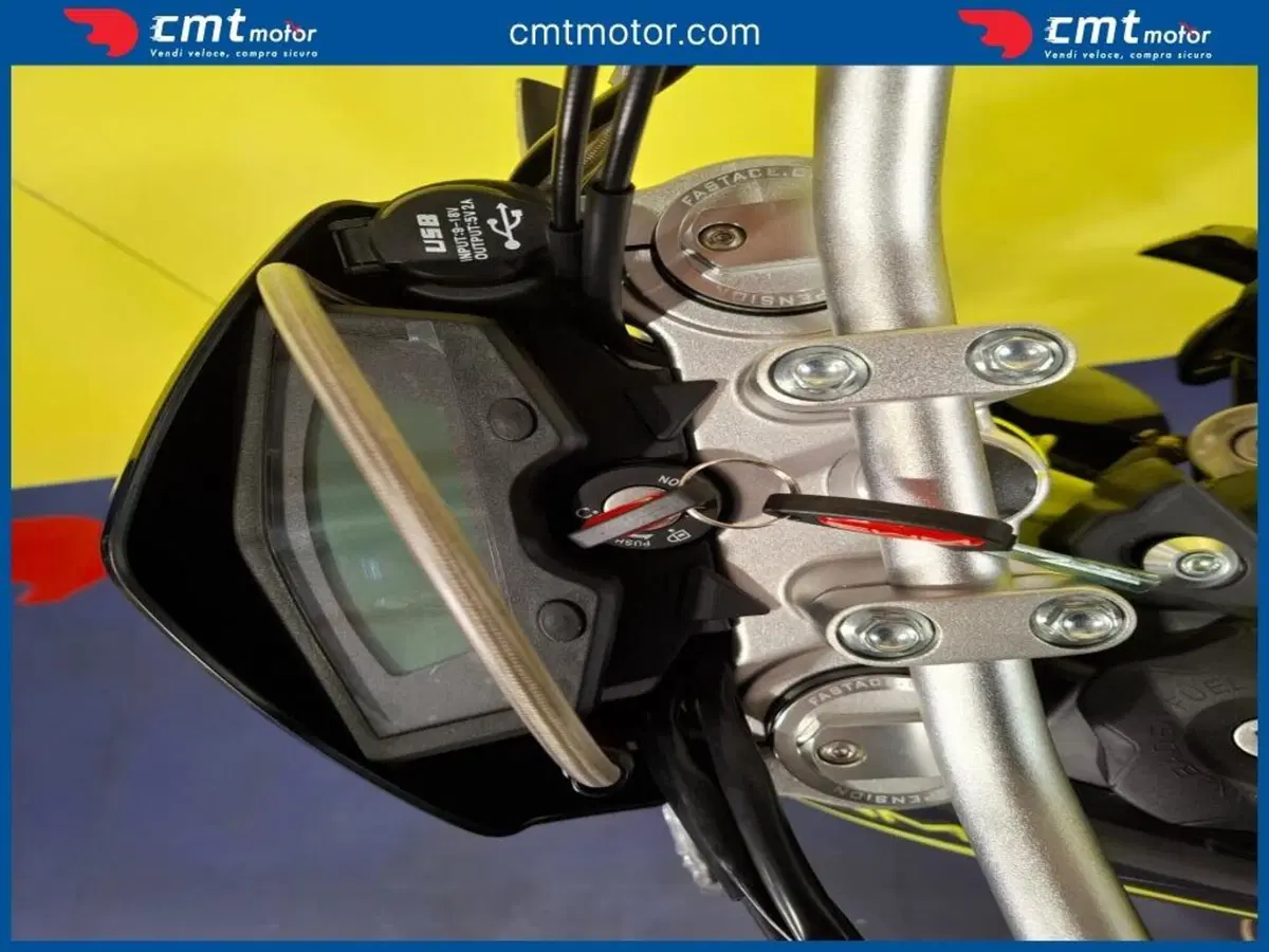 Swm SM 125 R (2025 - 26) (12)