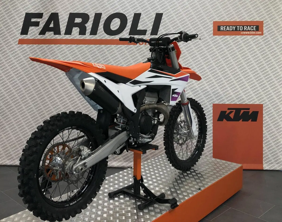 KTM 350 SX-F (2023) (2)