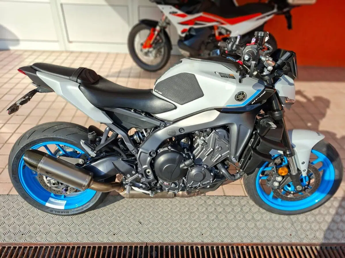 Yamaha MT-09 (2024 - 26) (2)