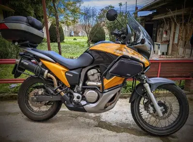 Honda Transalp XL 700 V (2007 - 2013) usata