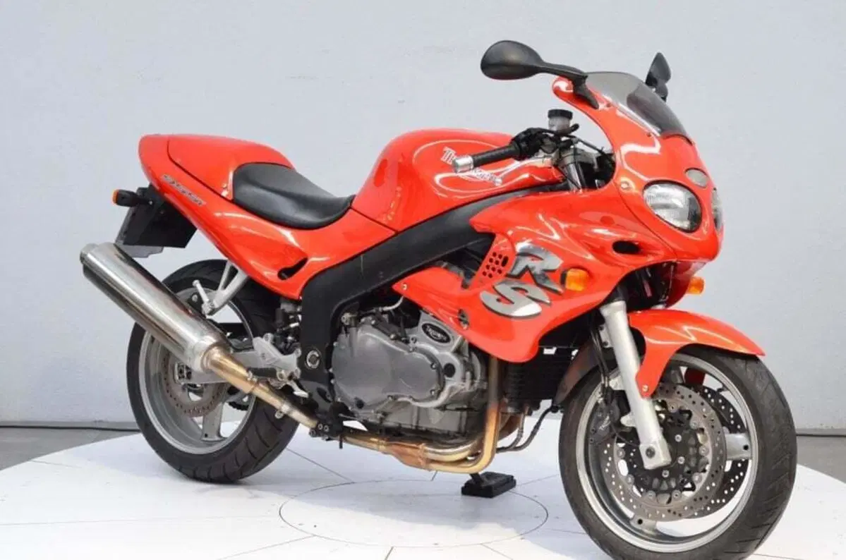 Triumph Sprint 955 RS (1999 - 01) (8)