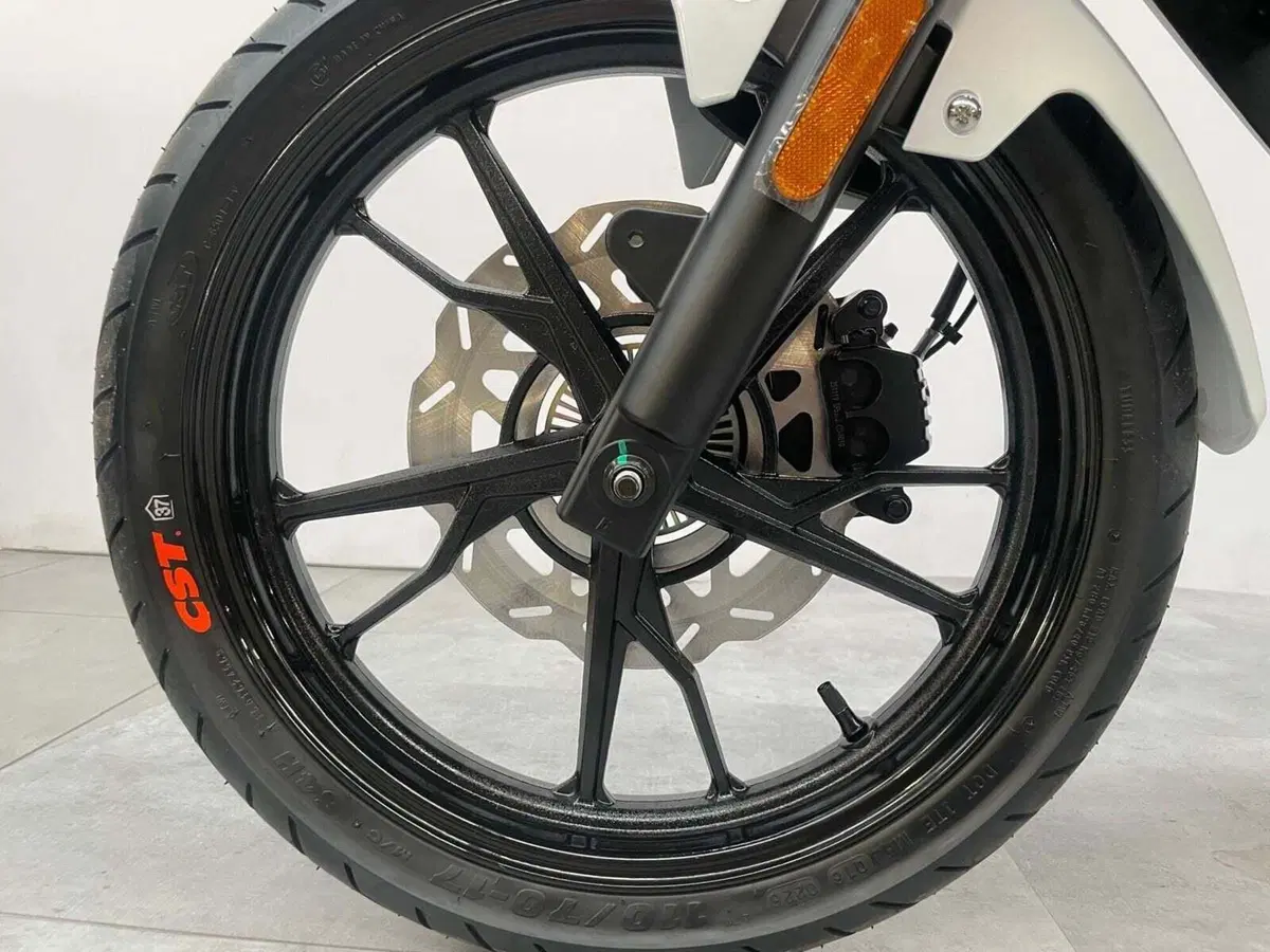 Sym NH 125 Xcion (2021 - 25) (5)