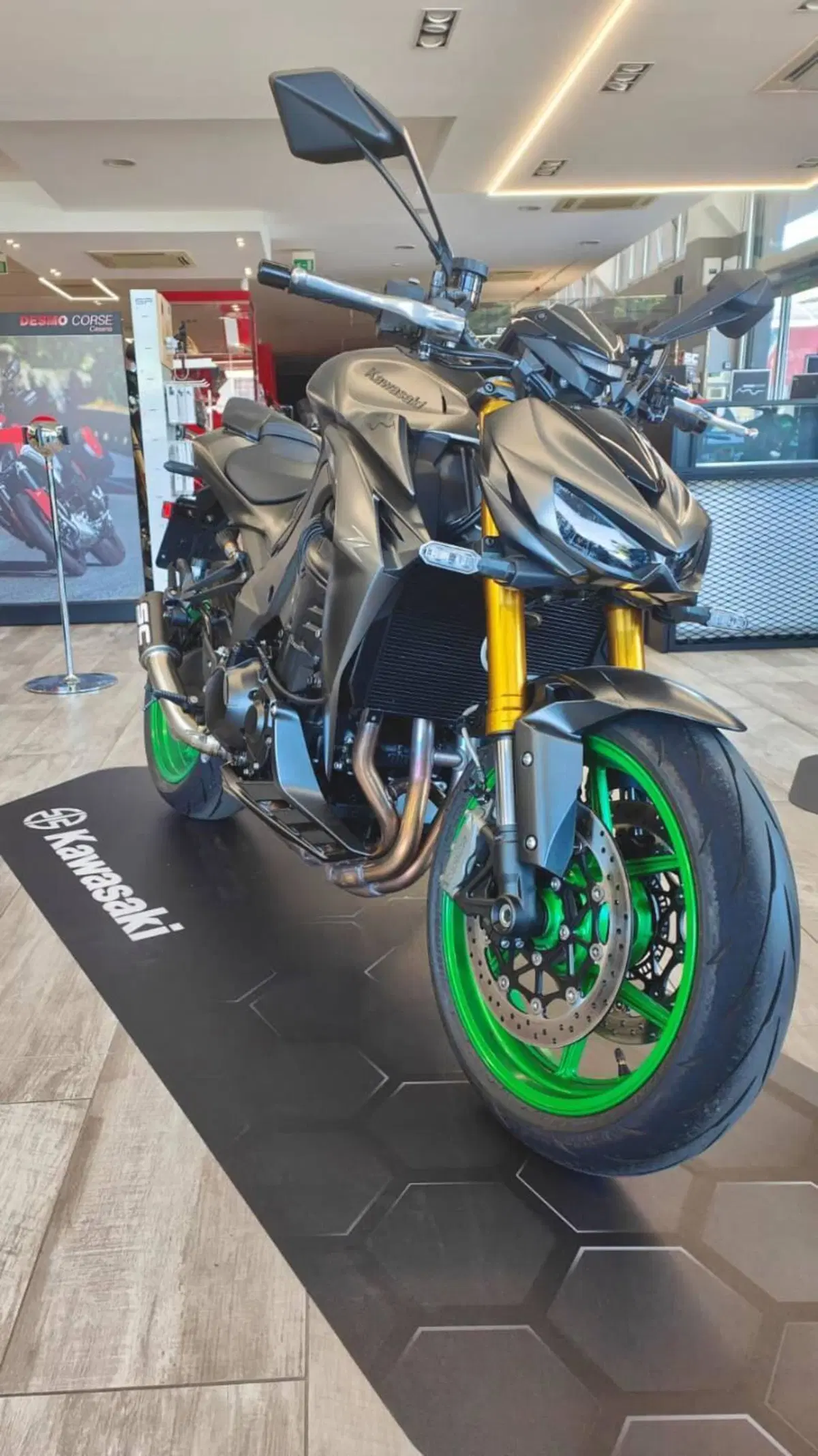 Kawasaki Z 1100 SE (2026) (2)