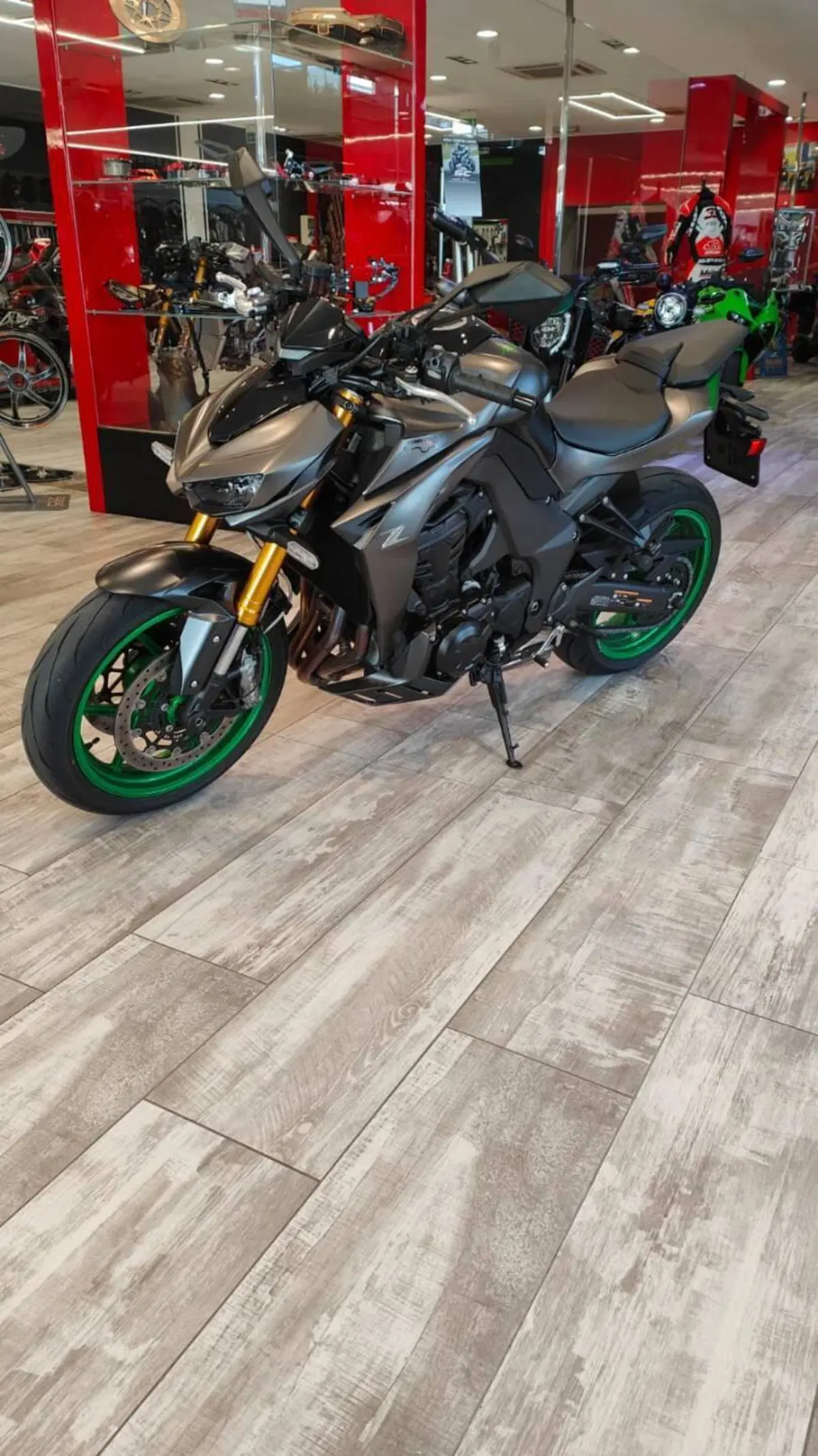 Kawasaki Z 1100 SE (2026) (4)