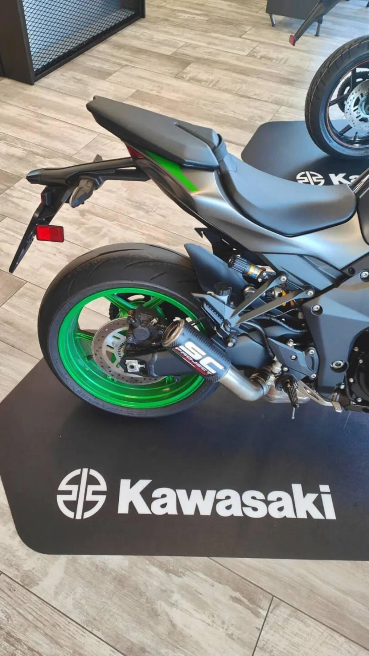 Kawasaki Z 1100 SE (2026) (8)