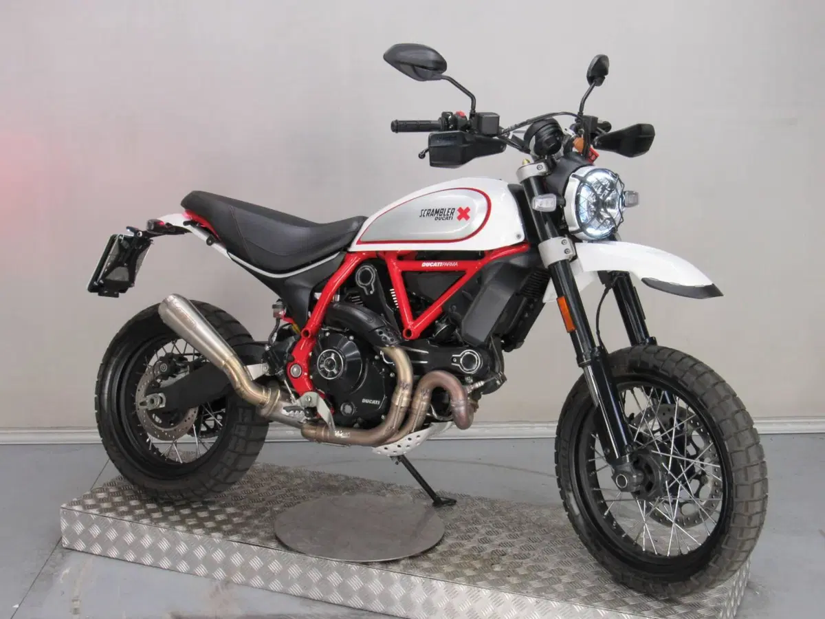 Ducati Scrambler 800 Desert Sled (2017 - 20)