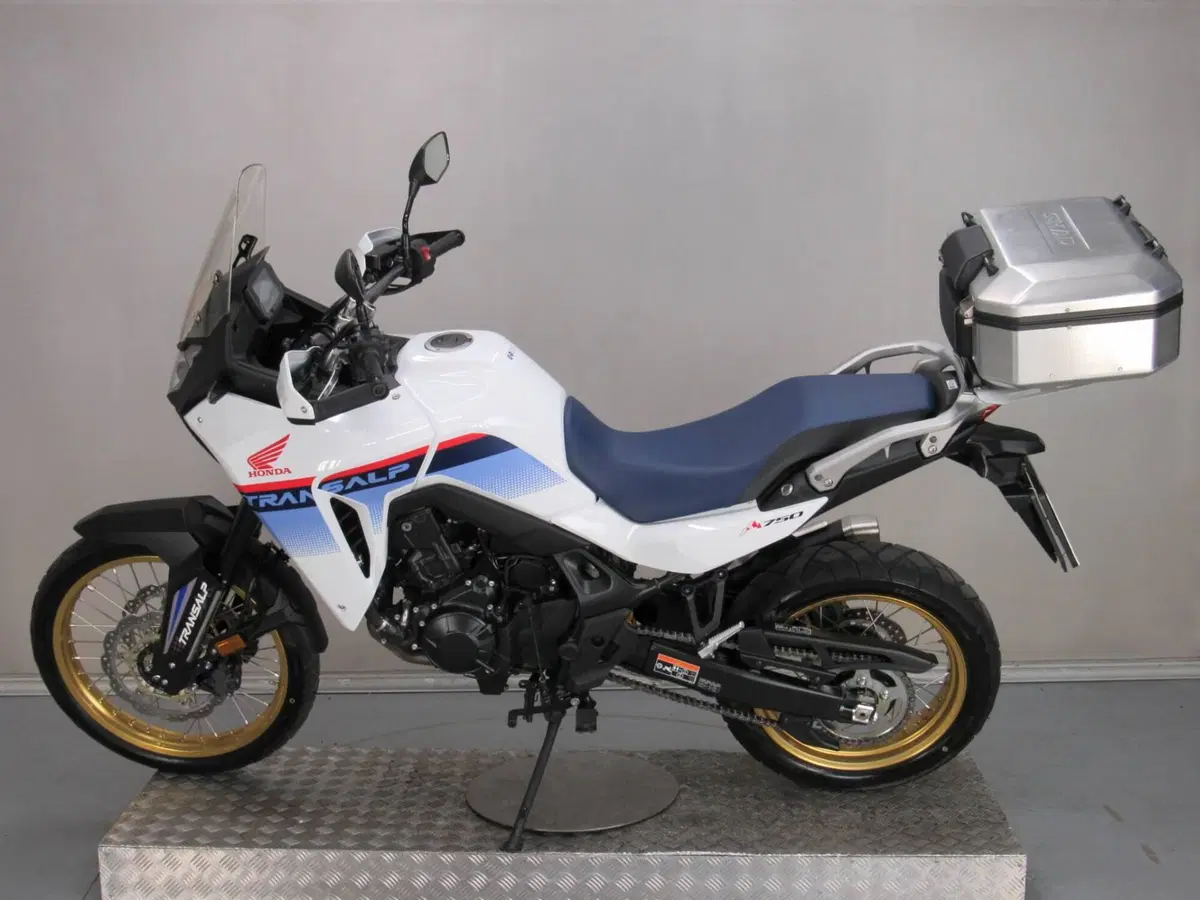 Honda Transalp XL750 (2023 - 24) (5)