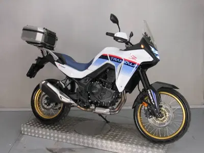 Honda Transalp XL750 (2023 - 24) usata