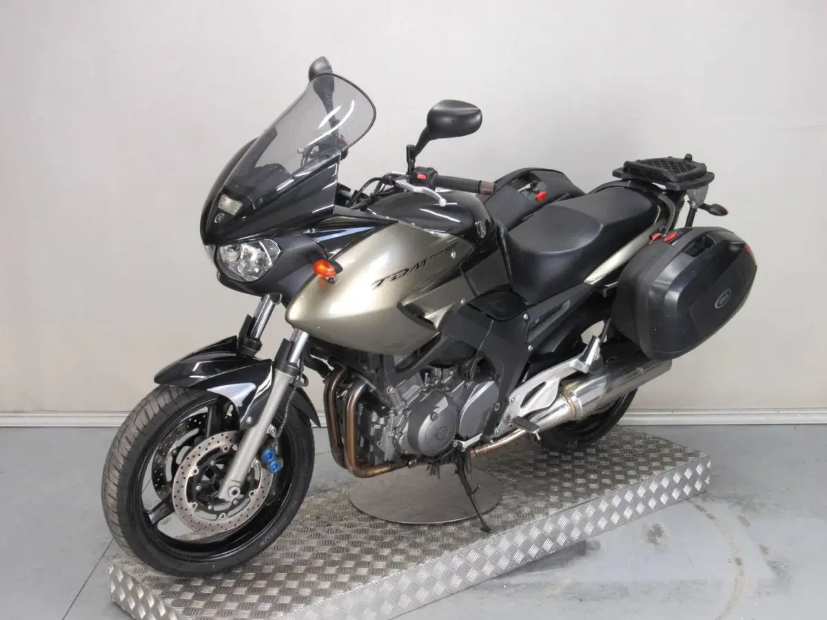 Yamaha TDM 900 (2002 - 14) (4)