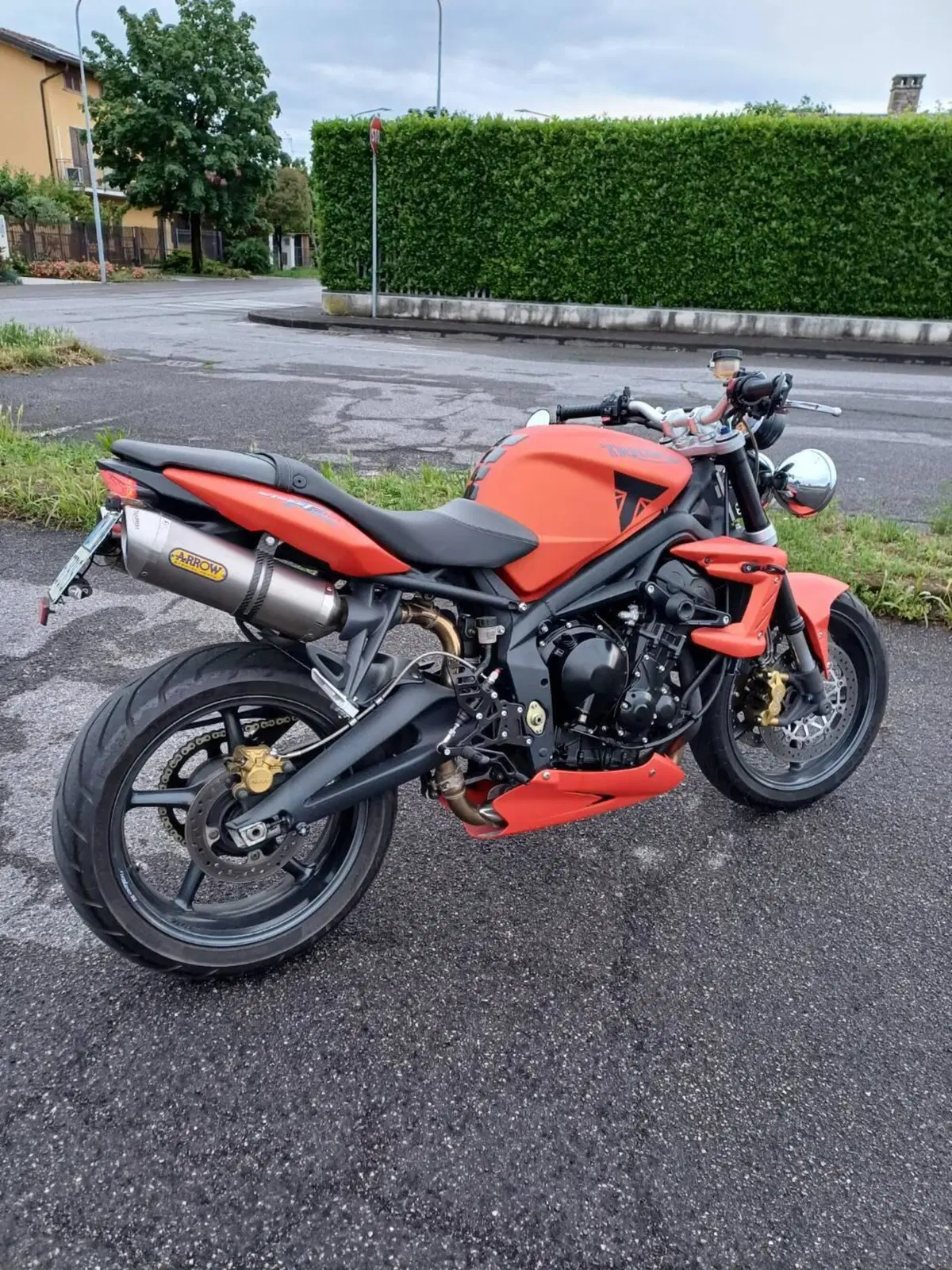Triumph Street Triple R (2009 - 12) (4)