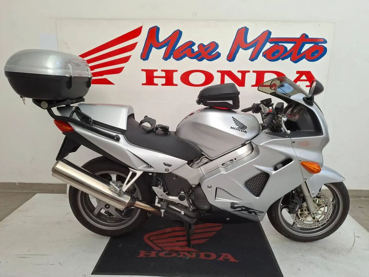 Honda VFR 800 (1998 - 01)