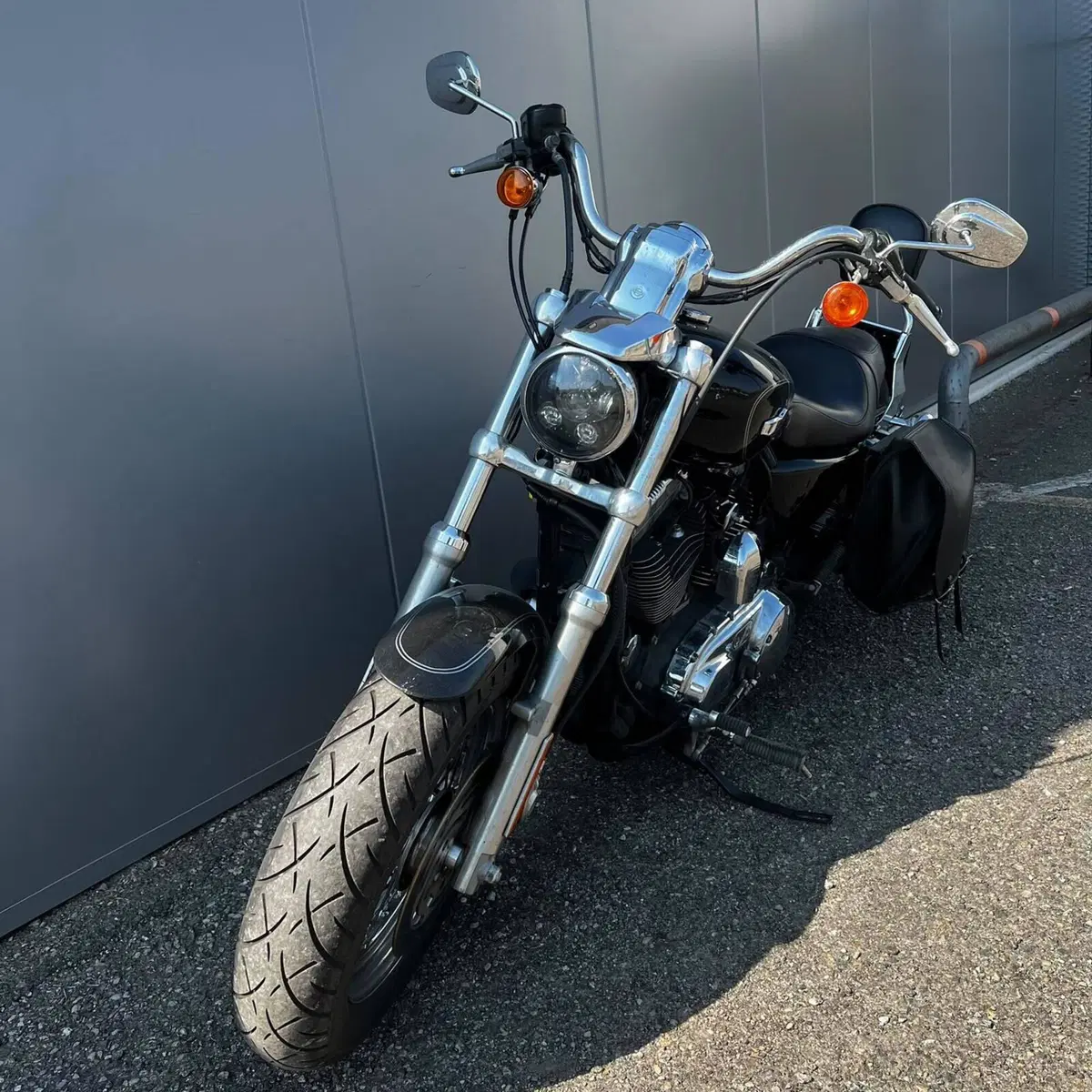 Harley-Davidson 1200 Custom (2007 - 13) - XL 1200C (23)