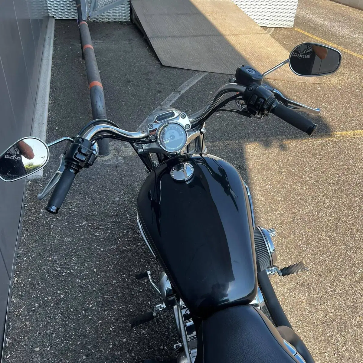 Harley-Davidson 1200 Custom (2007 - 13) - XL 1200C (10)