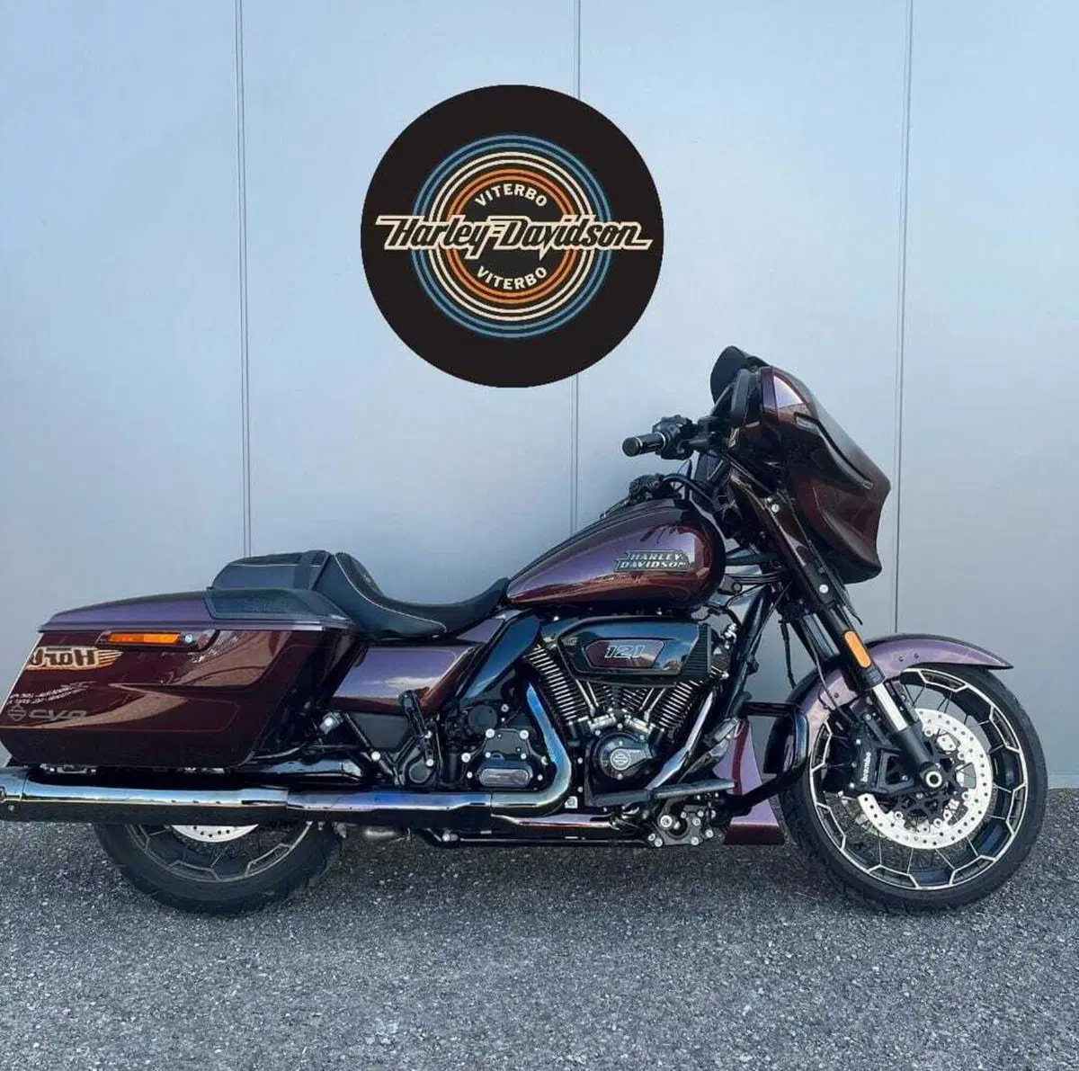 Harley-Davidson CVO Street Glide (2024)