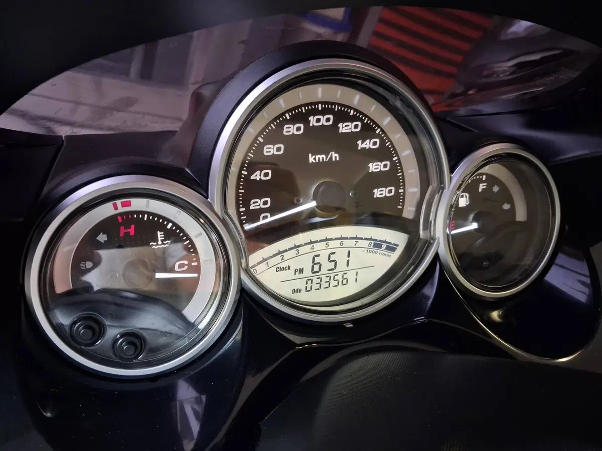 Yamaha T-Max 500 Tech Max (2011 - 13) (2)