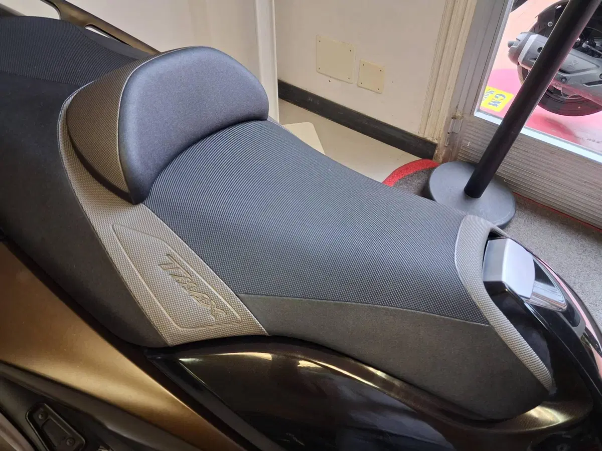 Yamaha T-Max 500 Tech Max (2011 - 13) (3)