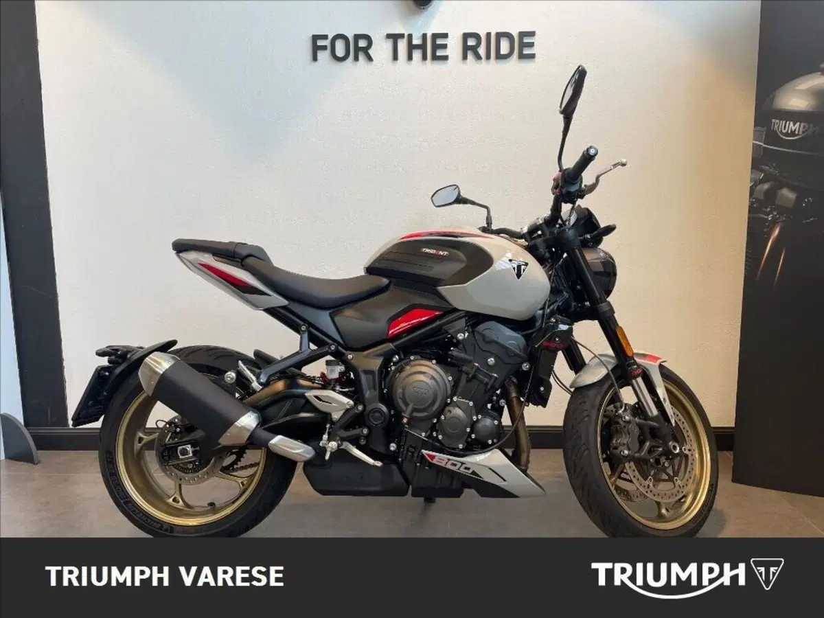 Triumph Trident 800 (2026)