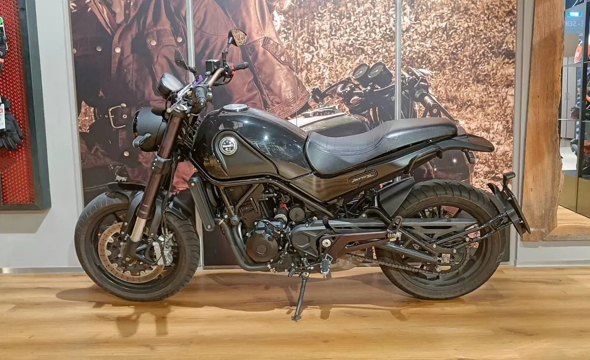Benelli Leoncino 500 ABS (2017 - 20)