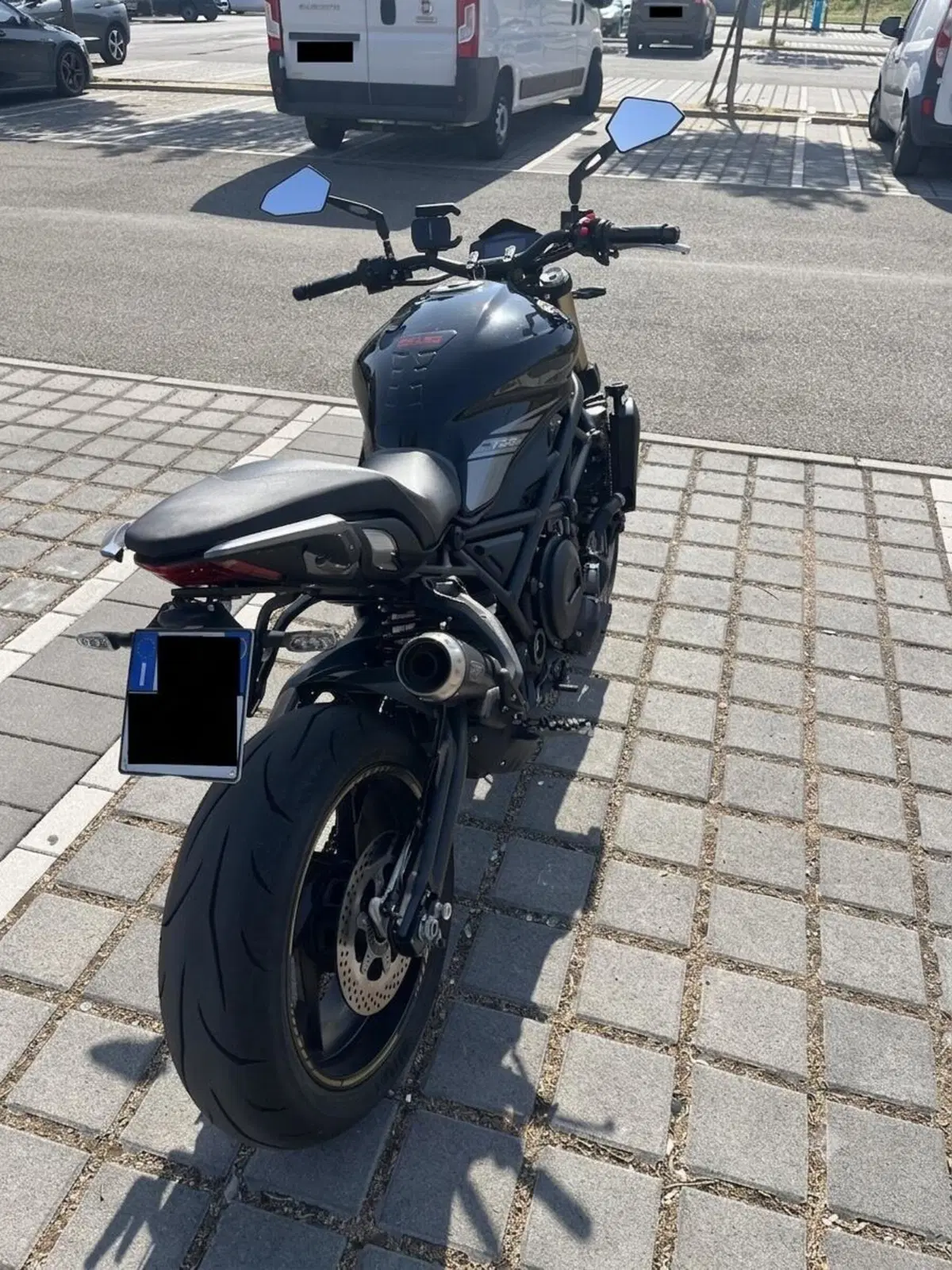 Benelli 752 S (2019 - 20) (3)