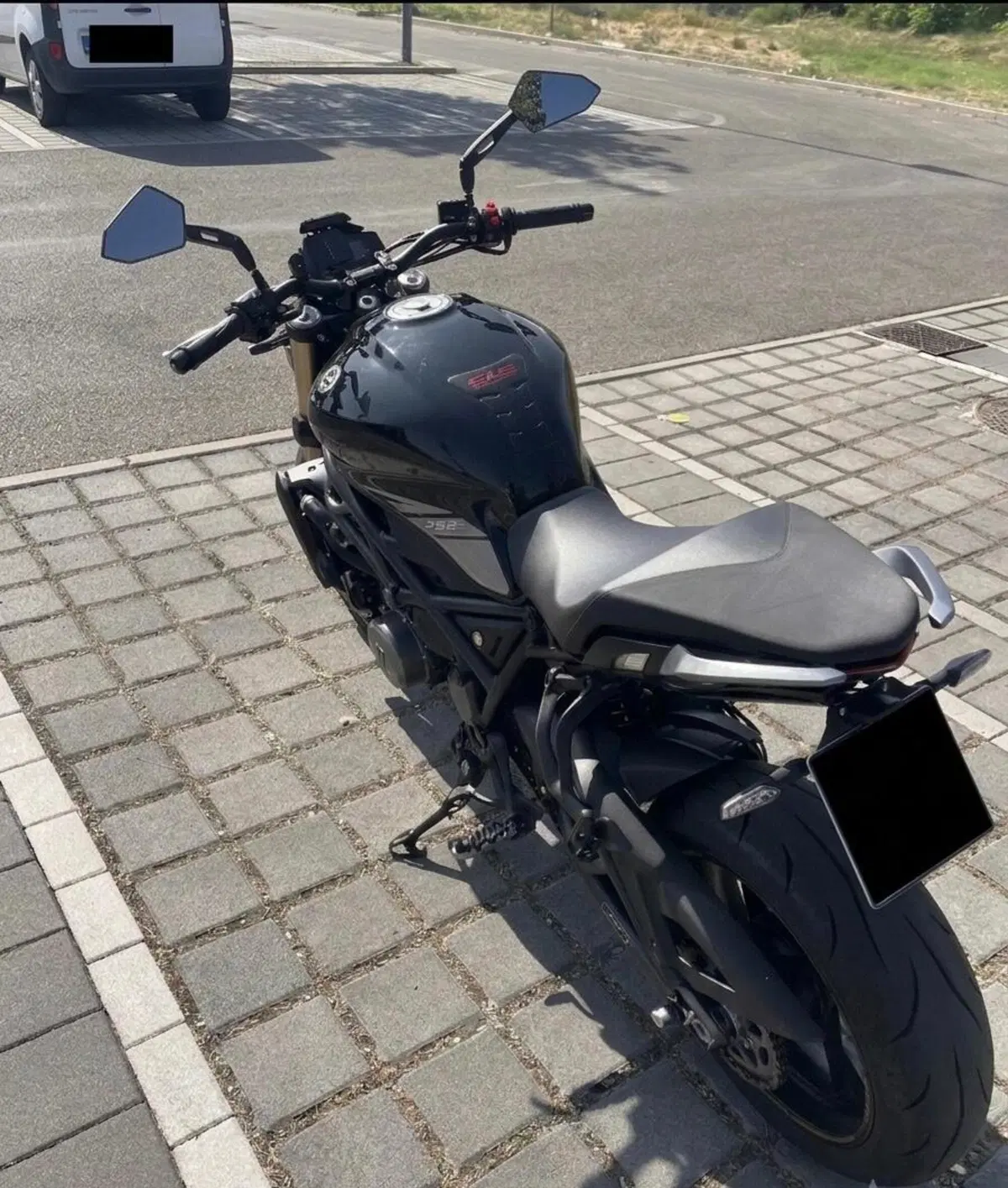 Benelli 752 S (2019 - 20) (5)