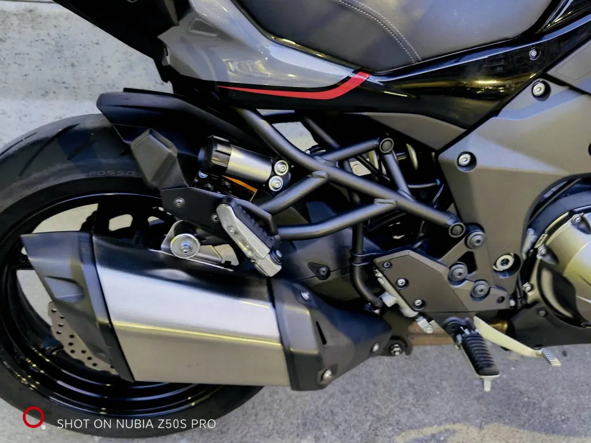 Kawasaki Versys 1000 S Grand Tourer (2021) (4)