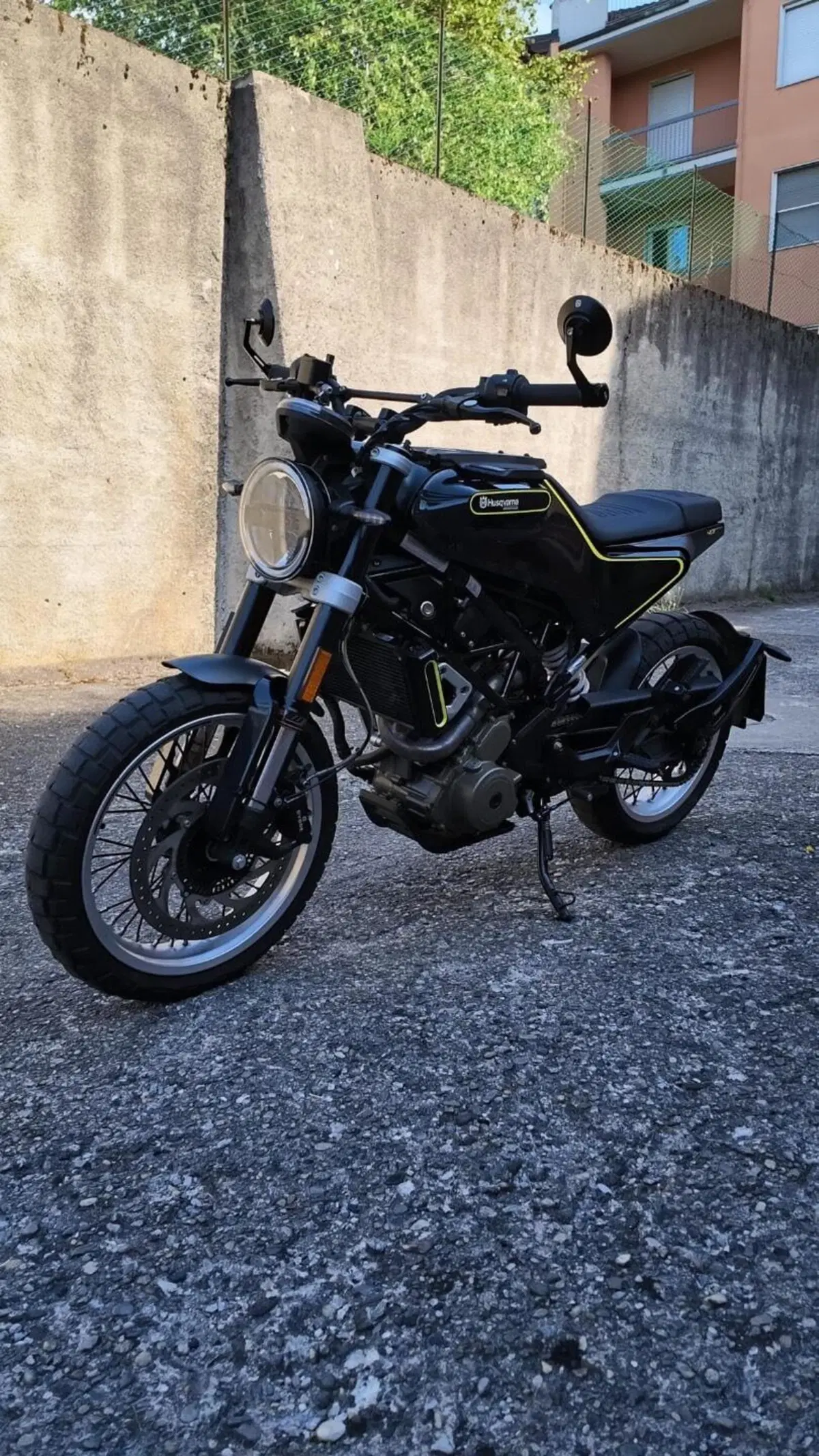 Husqvarna Svartpilen 401 (2020) (3)