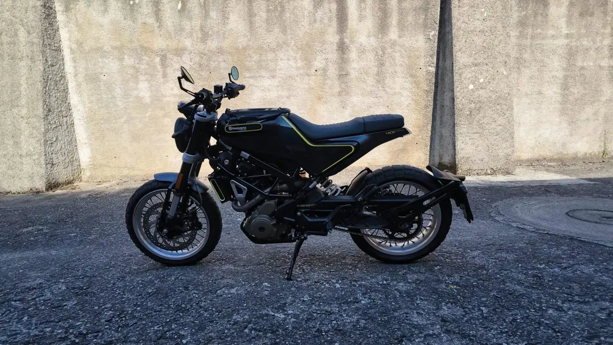 Husqvarna Svartpilen 401 (2020) (13)