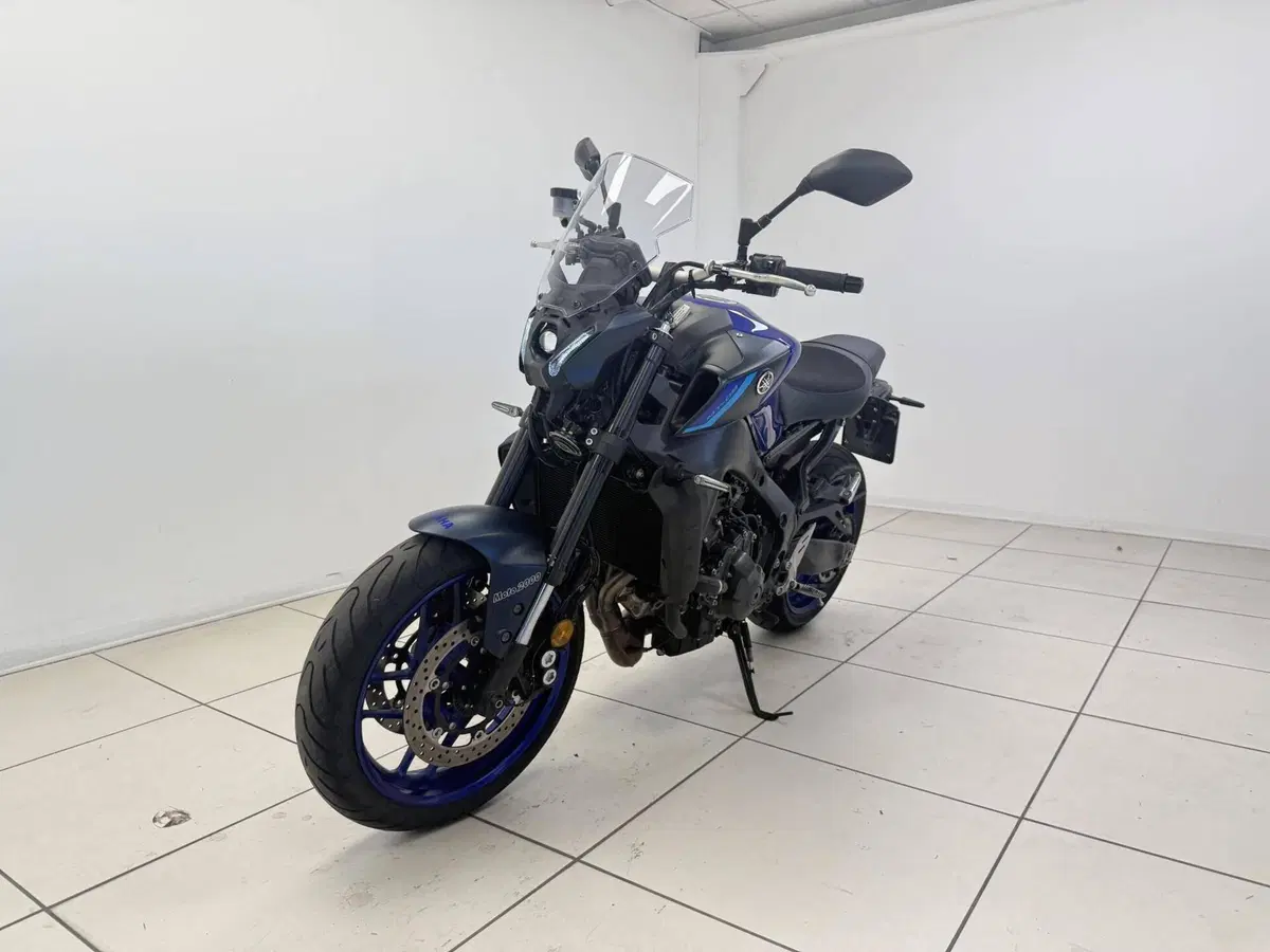 Yamaha MT-09 (2024 - 26) (2)