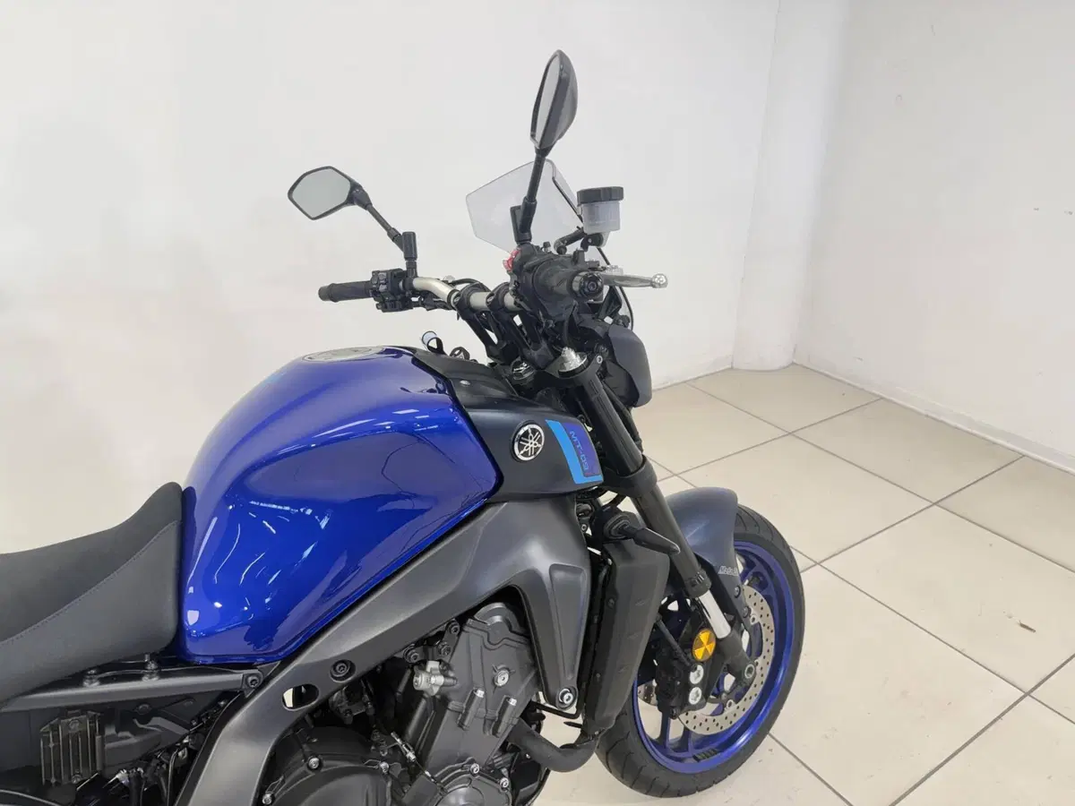Yamaha MT-09 (2024 - 26) (8)
