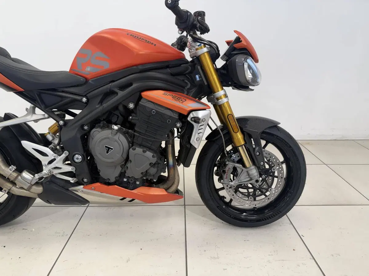 Triumph Speed Triple 1200 RS (2021 - 24) (12)