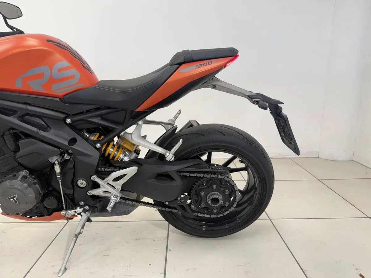 Triumph Speed Triple 1200 RS (2021 - 24) (14)