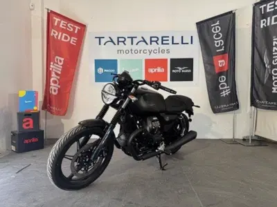 Moto Guzzi V7 Stone (2025 - 26) nuova